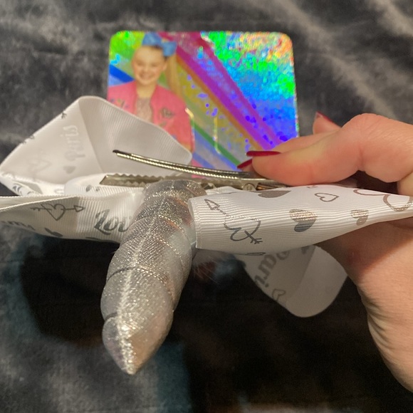 JoJo unicorn horn Paris bow - Picture 6 of 6